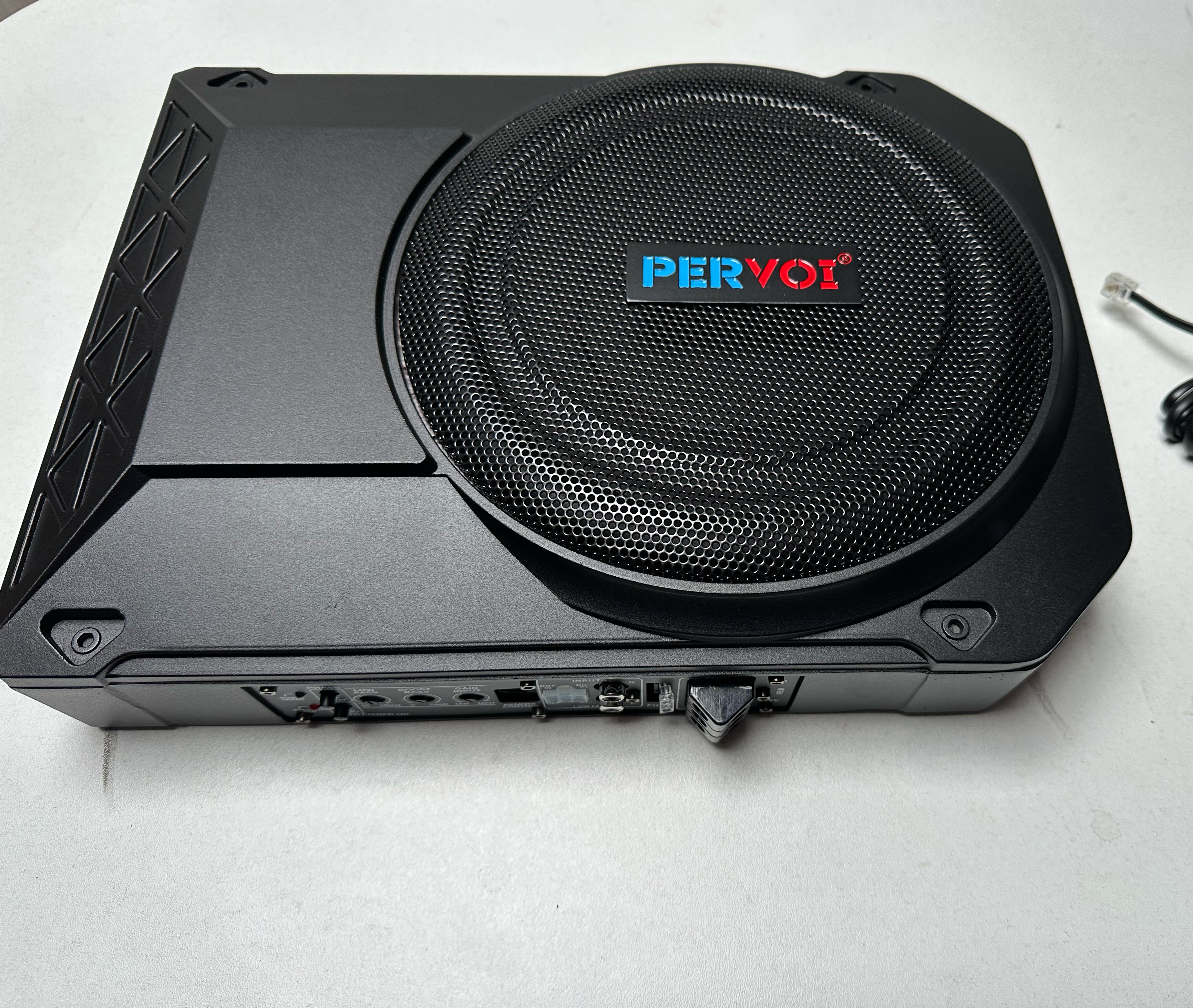 Aktivní subwoofer CTC-1013